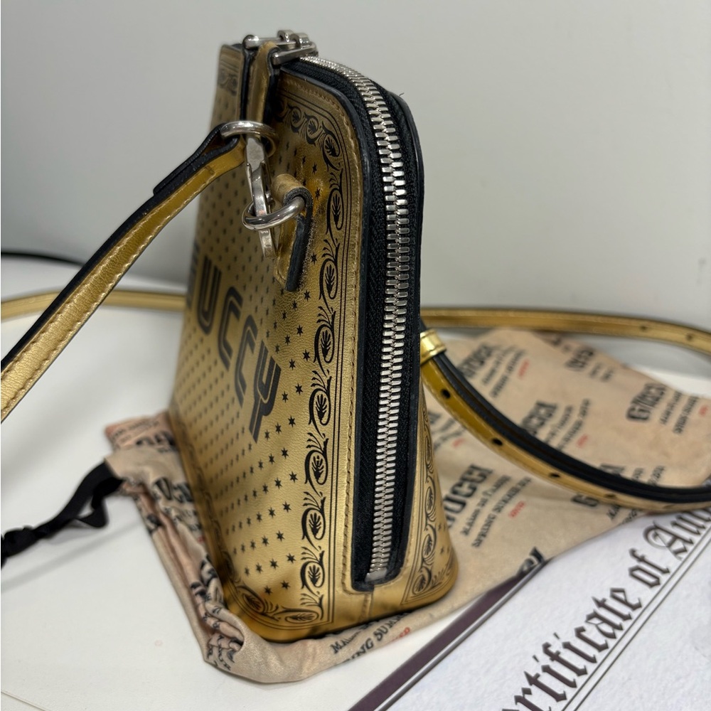 Authentic GUCCI  GUCCY  Sega collab gold dome Crossbody bag w/ cert & duster - Picture 6 of 13